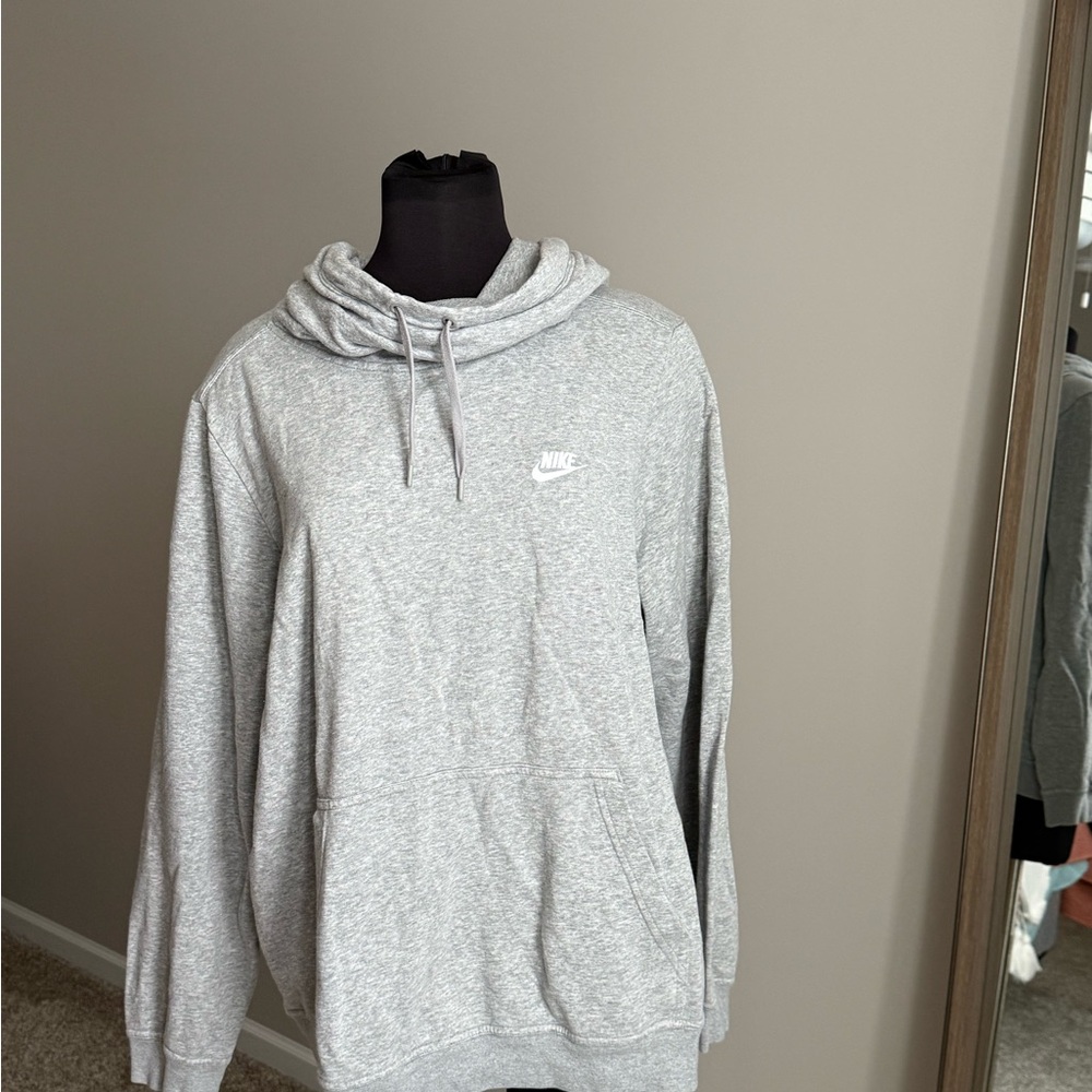 Nike Heather Gray Pullover